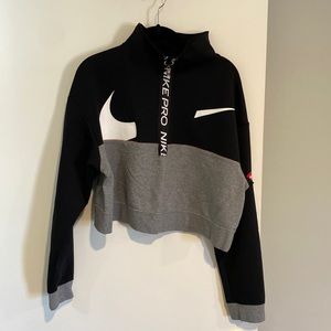 Nike cropped dry fit scuba sweater